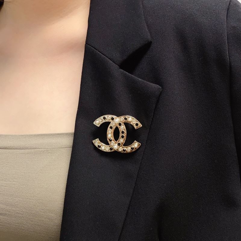 Ch*el brooches